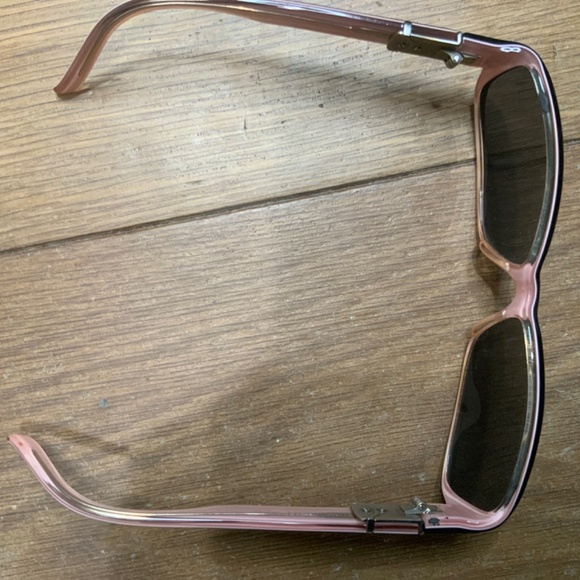 Robert Marc NYC Eyewear Sunglasses — Black with Pink Interior main image 4